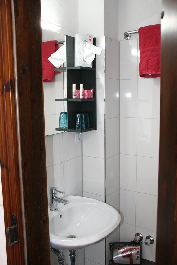 Hotel Village Celle Luaran gambar